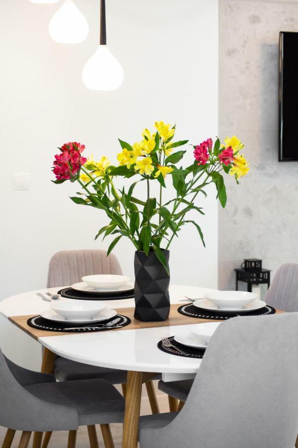 Apartments Warsaw Dzielna By Noclegi Renters Eksteriør billede