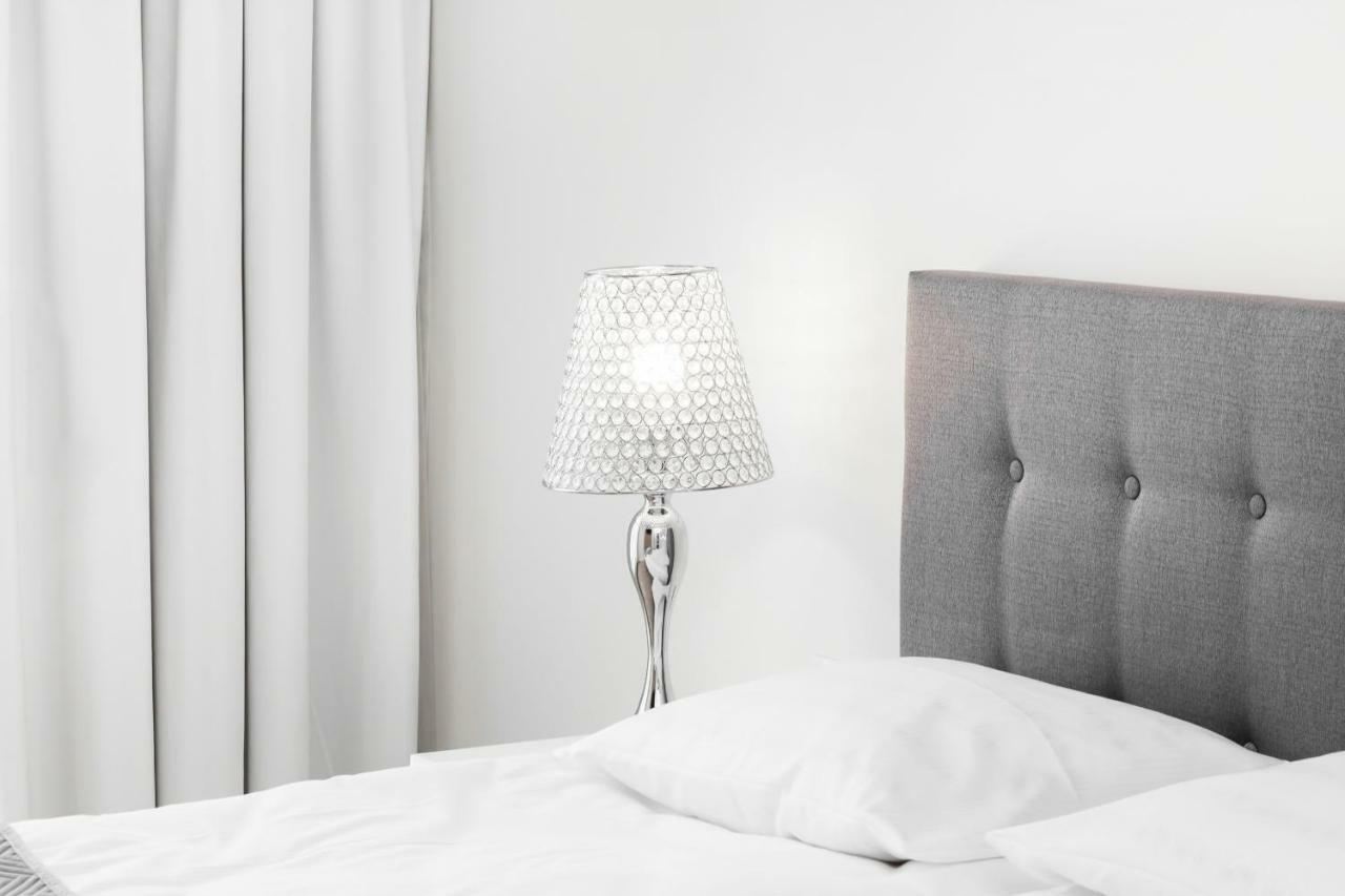 Apartments Warsaw Dzielna By Noclegi Renters Eksteriør billede