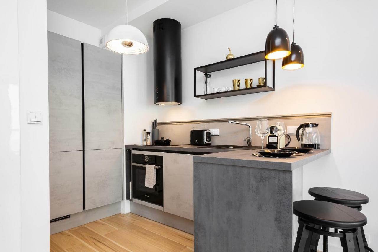 Apartments Warsaw Dzielna By Noclegi Renters Eksteriør billede